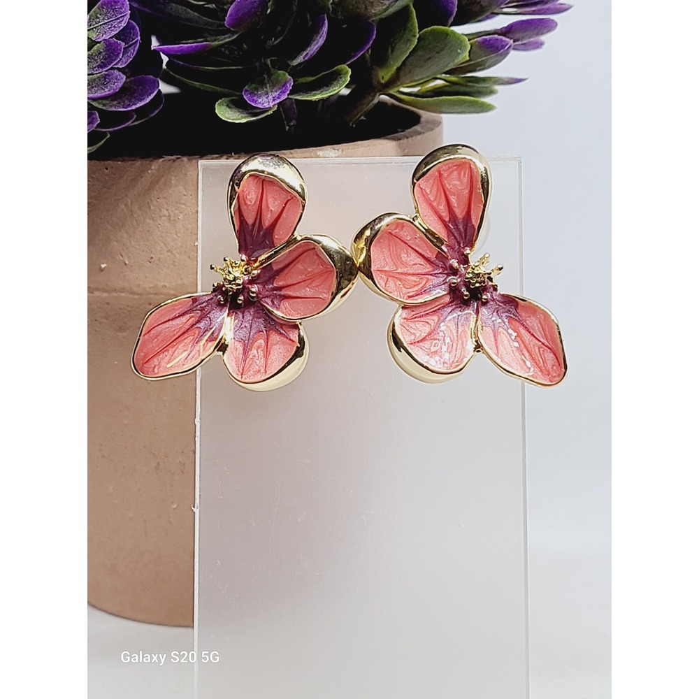 Pink Purple Enamel Flower Stud Earrings Gold‎ Tone Floral Botanical Petal Design